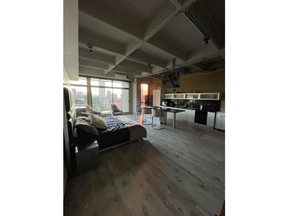 Apartamento tipo Loft amoblado con Jacuzzi Poblado