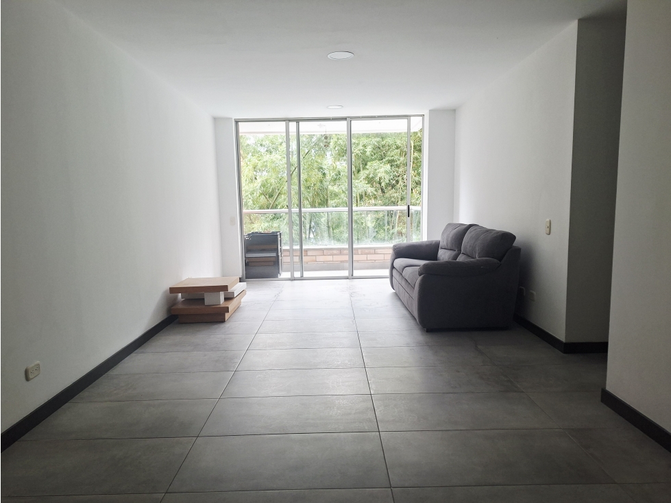 VENTA DE APARTAMENTO EN LA INTERMEDIA ENVIGADO ALTA VALORIZACIÓN — foto 3