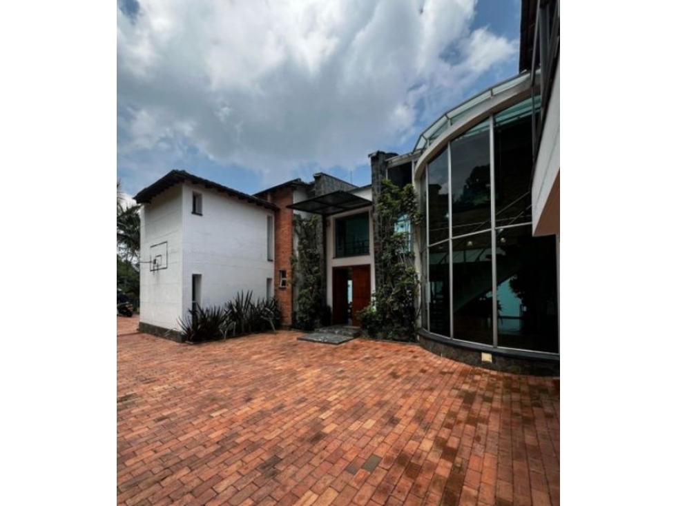 CASA EN ARRIENDO POBLADO LAS PALMAS LUJO Y CONFORT MA