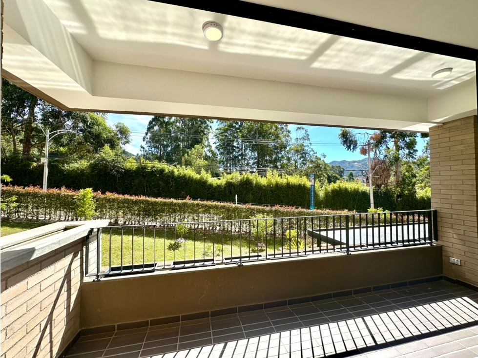 APARTAMENTO EN VENTA O ARRIENDO EL RETIRO MA