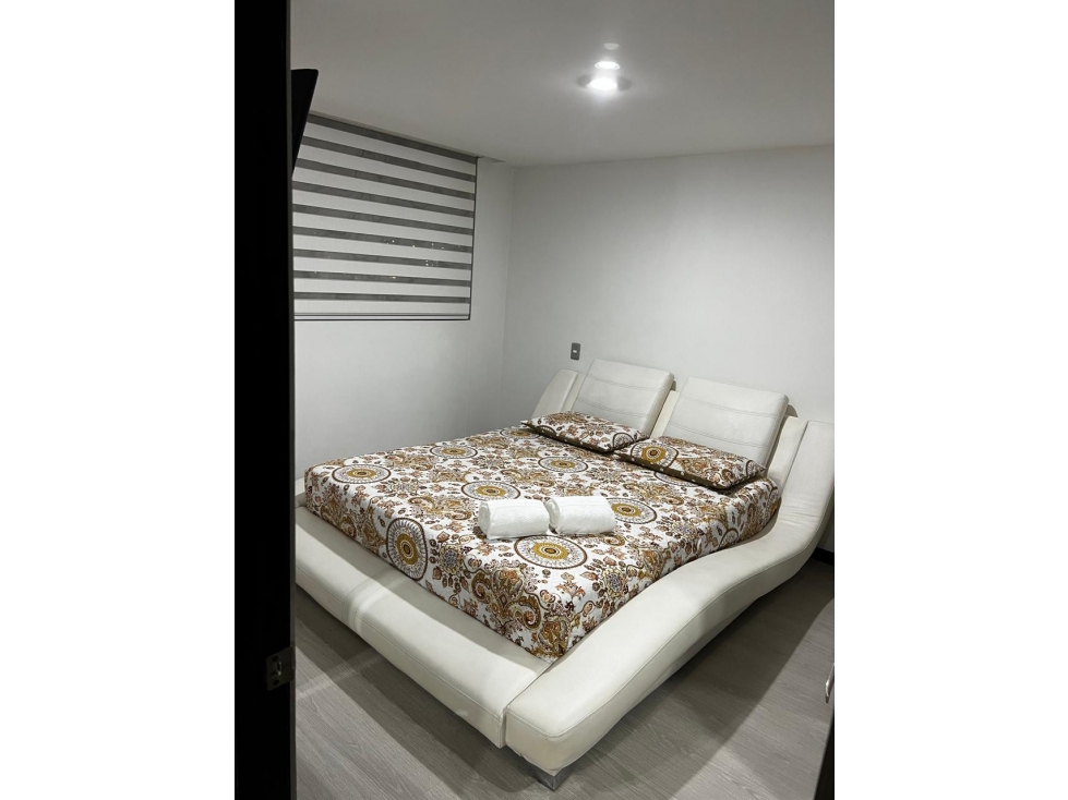 APARTAMENTO EN ARRIENDO AMOBLADO POBLADO VC13 — foto 4