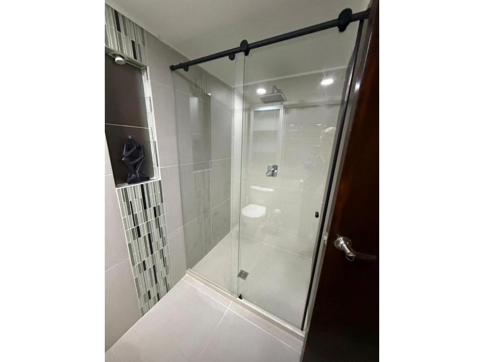 Apartamento en arriendo Poblado cerca a la clínica de las Vegas LC — foto 3
