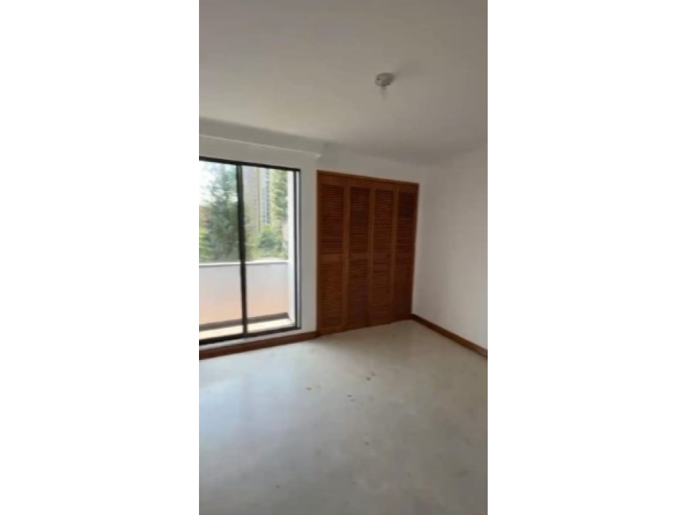 Apartamento en arriendo Poblado Castropol BL — foto 4