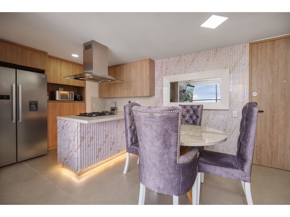 Apartamento en arriendo Poblado con jacuzzi TG BQ LC — foto 2