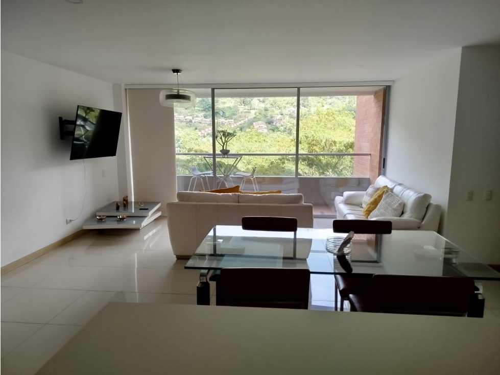 Apartamento en arriendo amoblado Envigado cerca a Terracina