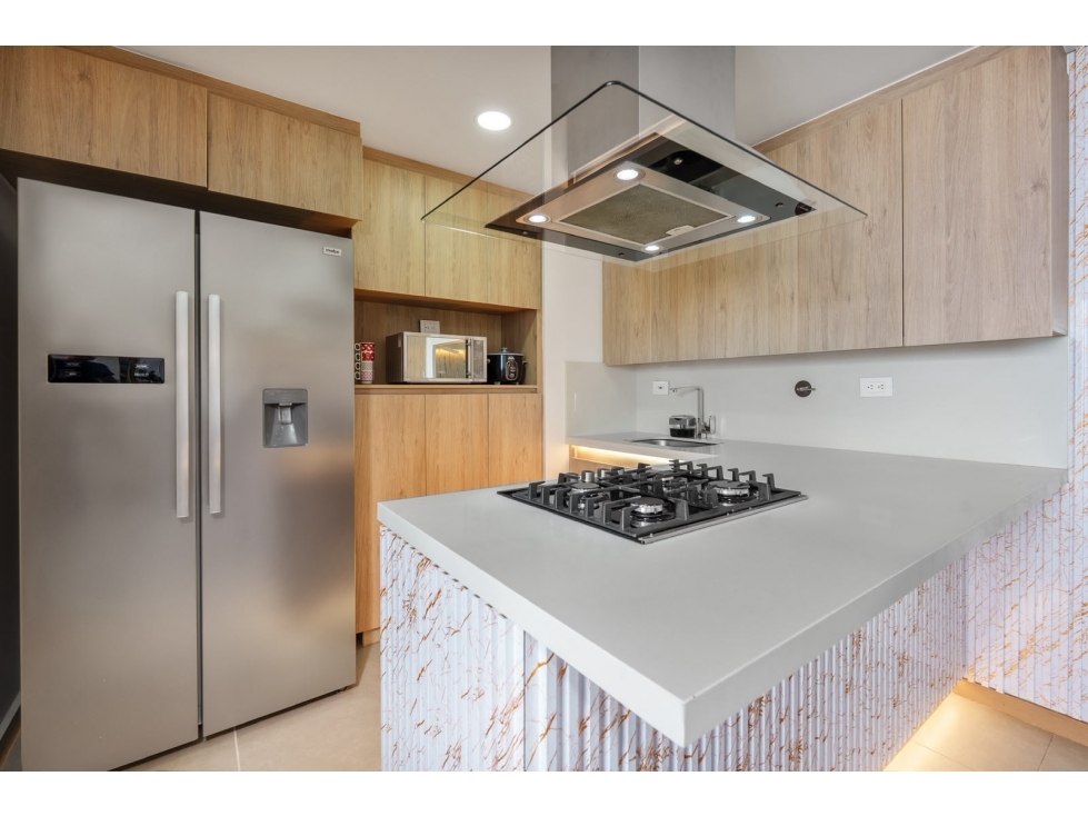 Apartamento en arriendo Poblado con jacuzzi TG BQ LC — foto 4