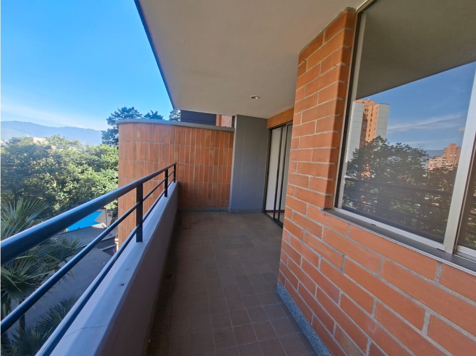 APARTAMENTO EN ARRIENDO CERCA A PROVENZA VG — foto 2