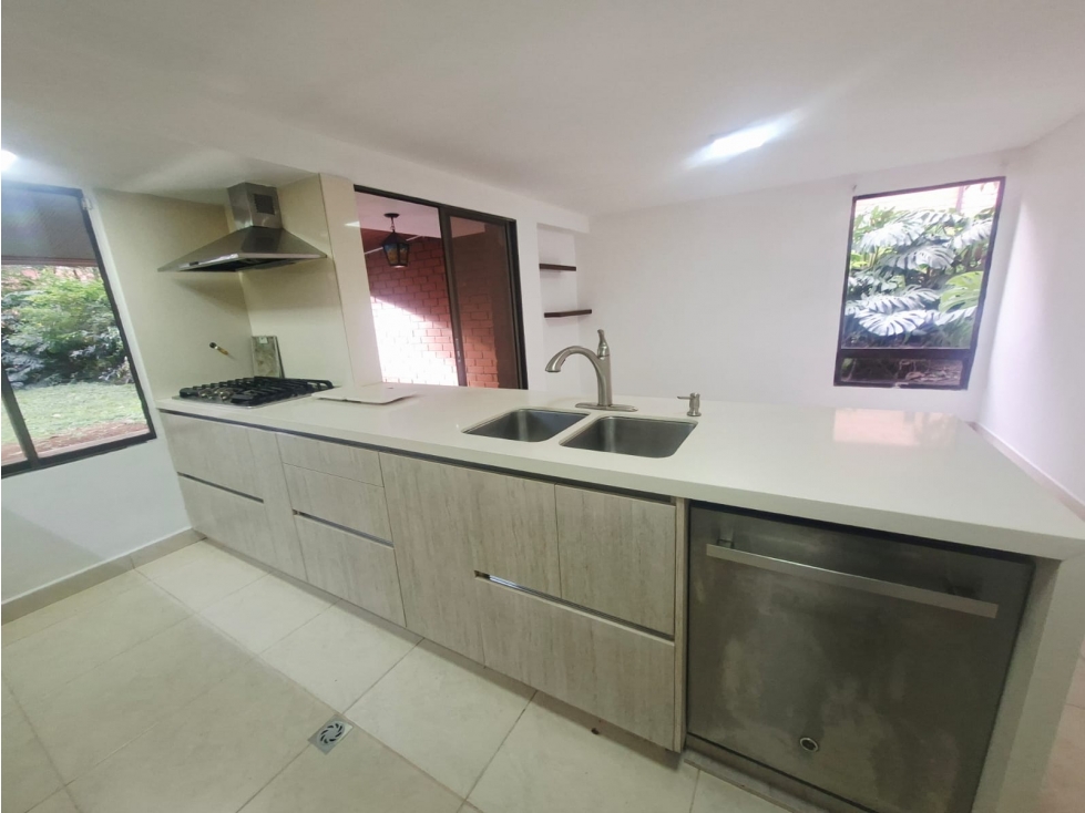 Casa en arriendo Poblado cerca a la superior CD1 — foto 5