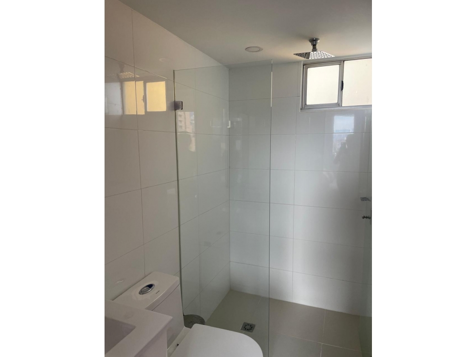 APARTAMENTO EN ARRIENDO AMOBLADO JUNTO A LA MILLA DE ORO LC — foto 5