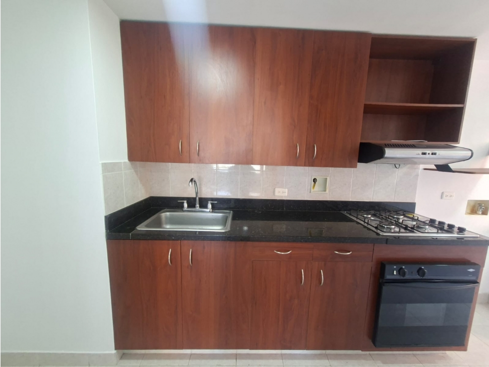 APARTAMENTO EN ARRIENDO CERCA A PROVENZA VG