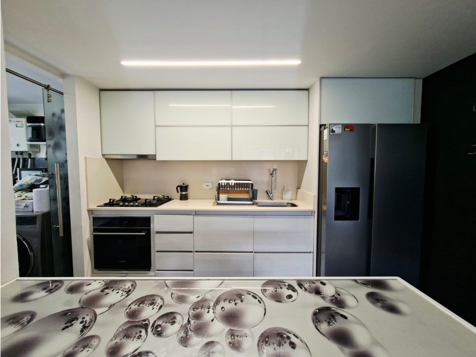 Apartamento en venta Loma el Encierro remodelado
