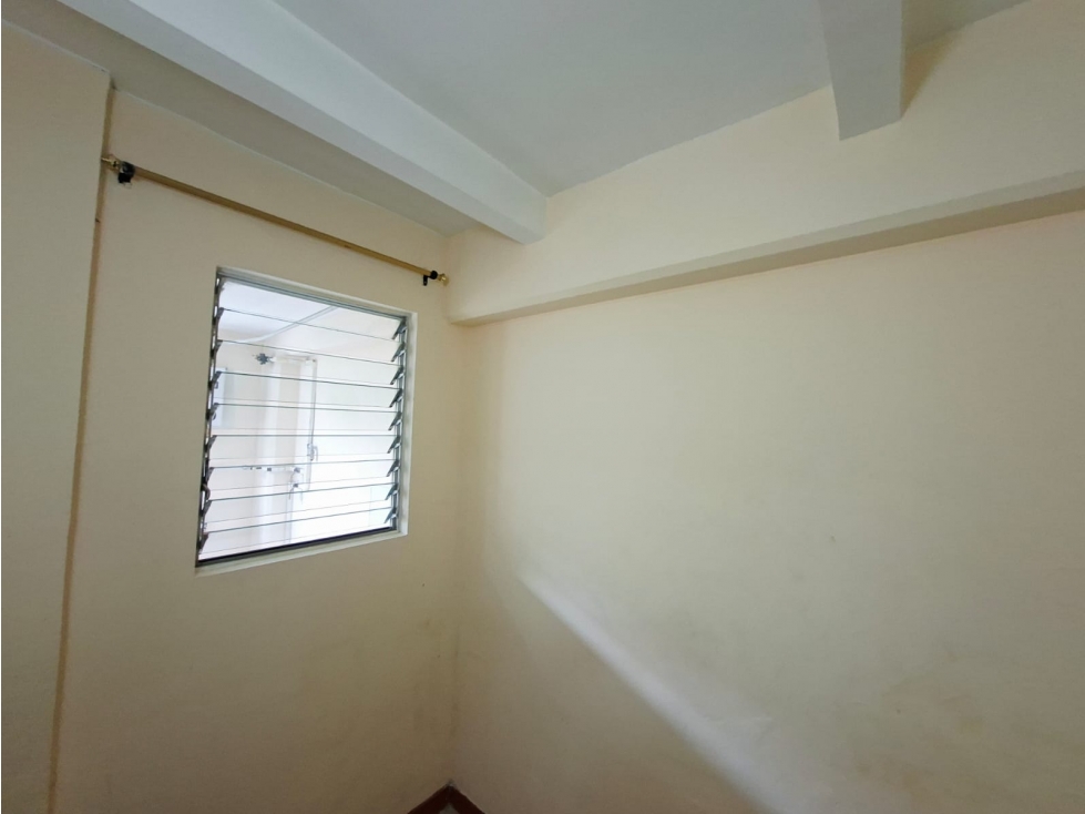 APARTAMENTO EN VENTA CERCA AL TESORO POBLADO VT — foto 5