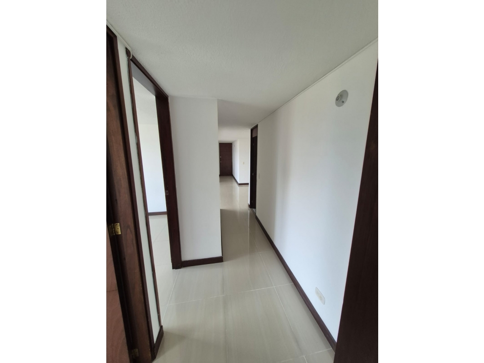 Apartamento en arriendo Poblado Loma de San Julián — foto 5