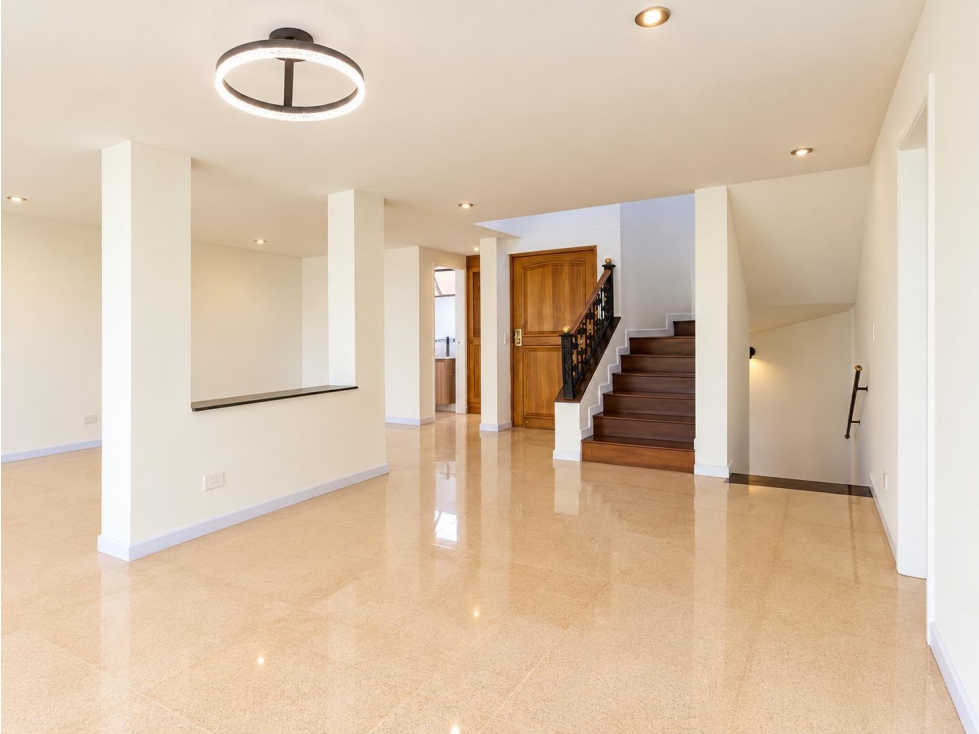 CASA EN ARRIENDO CERCA MALL ESTE — foto 3