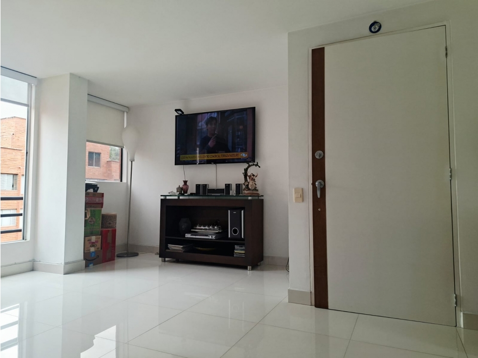 APARTAMENTO EN VENTA ESCOBERO EXCELENTE PUNTO IB4 — foto 5