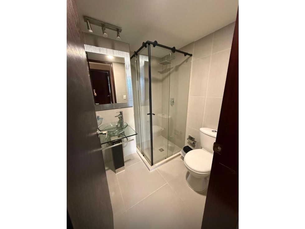 Apartamento en arriendo Poblado cerca a la clínica de las Vegas LC — foto 6