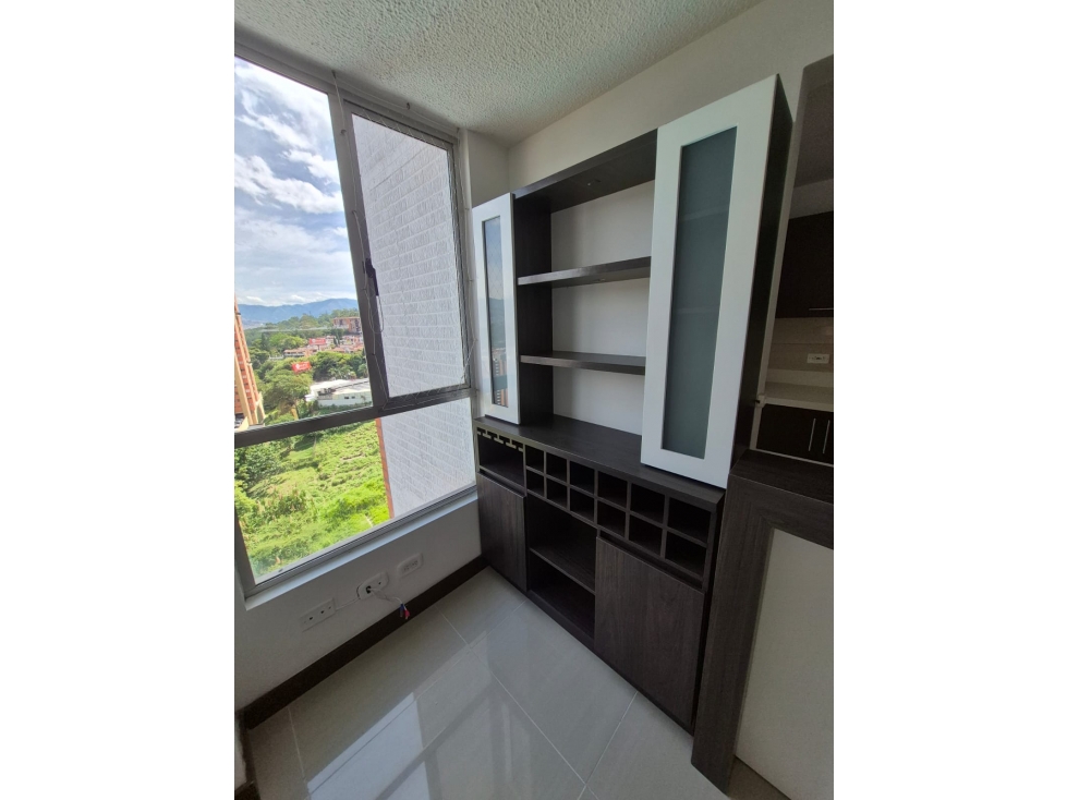 Apartamento en arriendo Poblado Loma de San Julián — foto 3