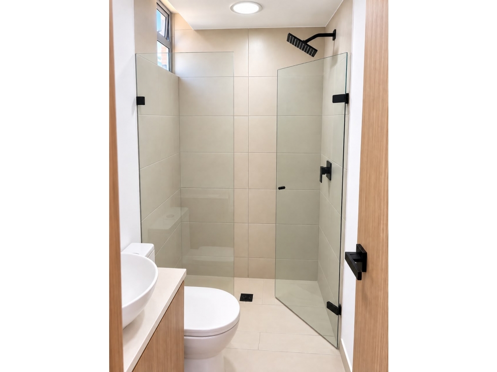 APARTAMENTO EN ARRIENDO LA INFERIOR POBLADO AGC13 — foto 4