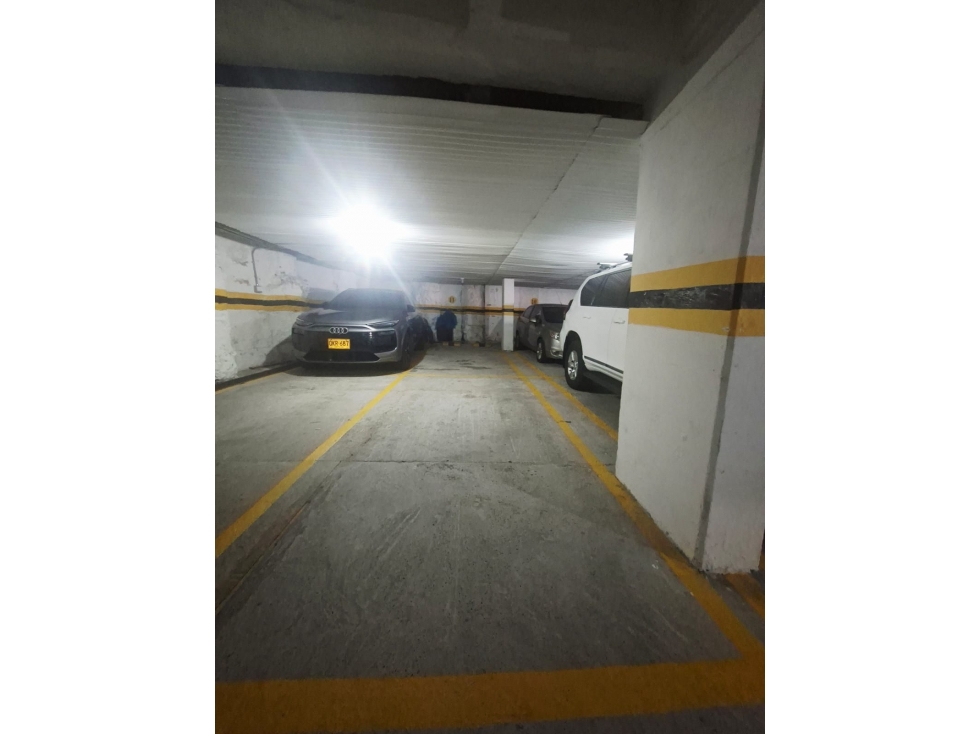 APARTAMENTO PARA LA VENTA EN POBLADO, CERCA A PALMAS Y CASTROPOL — foto 6