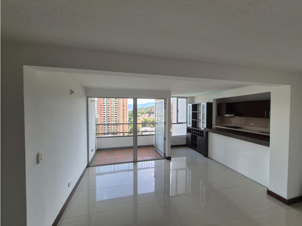 Apartamento en arriendo Poblado Loma de San Julián — foto 6