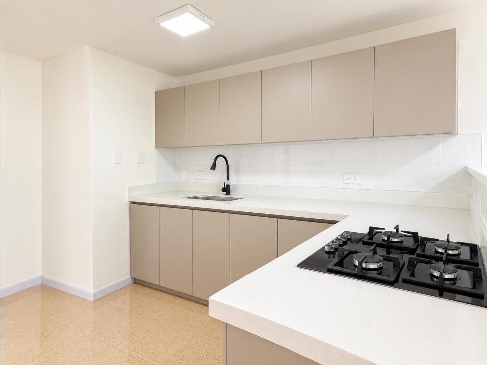 CASA EN ARRIENDO CERCA MALL ESTE — foto 5