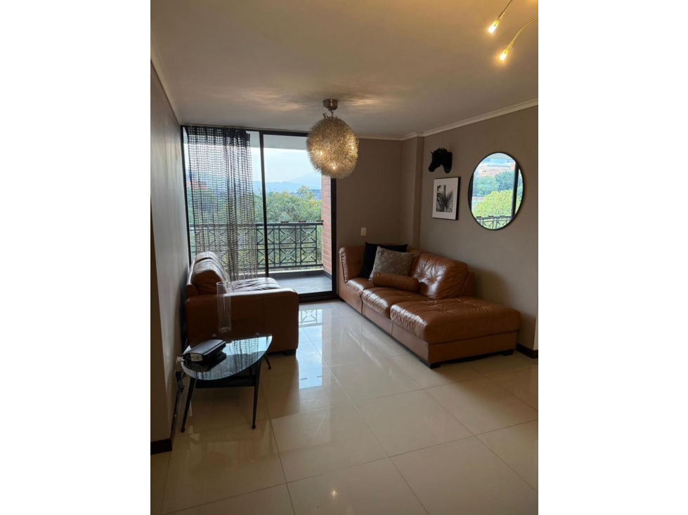 Apartamento en arriendo Poblado cerca a la clínica de las Vegas LC — foto 2