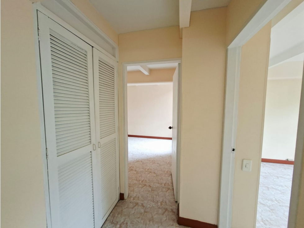 APARTAMENTO EN VENTA CERCA AL TESORO POBLADO VT — foto 6