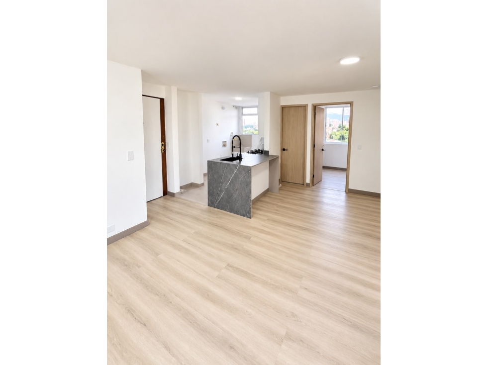 APARTAMENTO EN ARRIENDO LA INFERIOR POBLADO AGC13 — foto 2