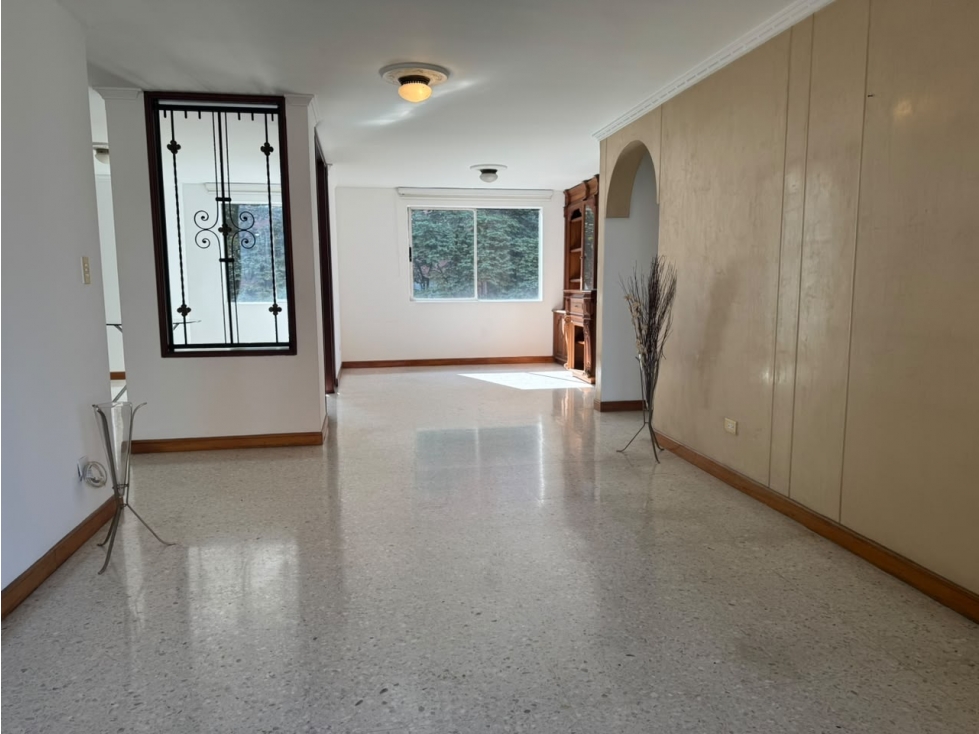 APARTAMENTO EN ARRIENDO CASTROPOL BN- MA — foto 3