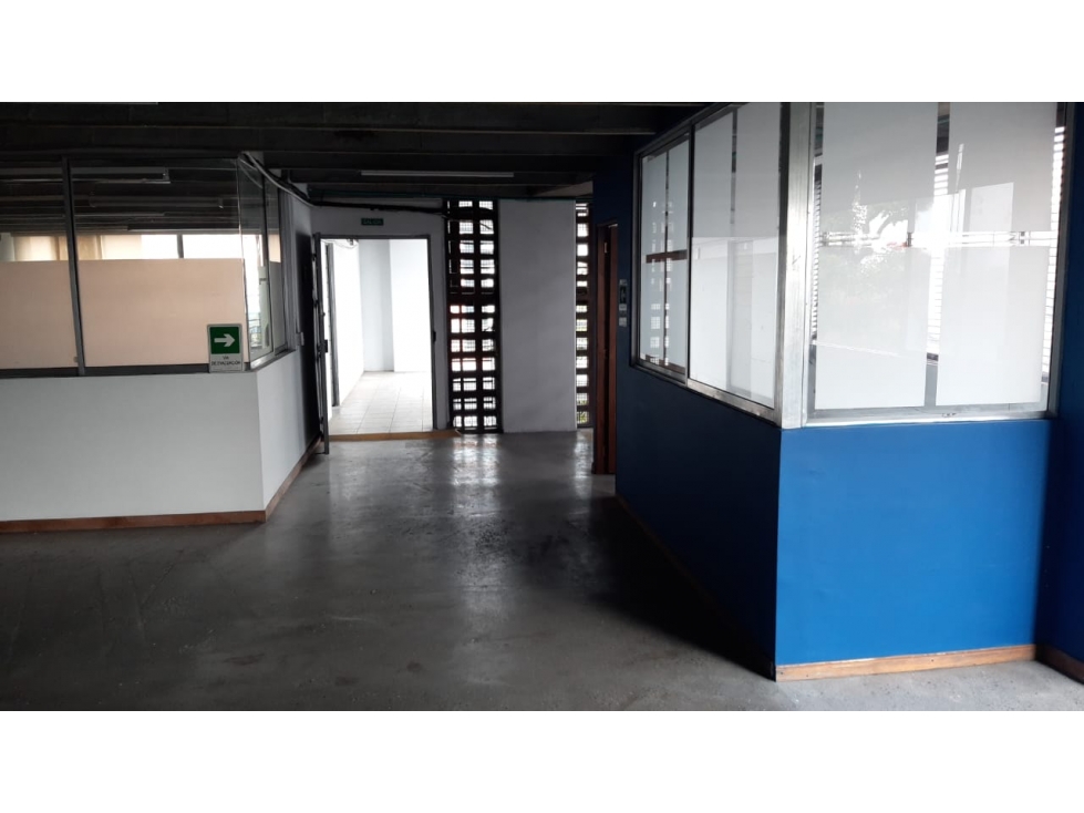 Bodega u oficina en arriendo Envigado cerca a las Vegas - 2