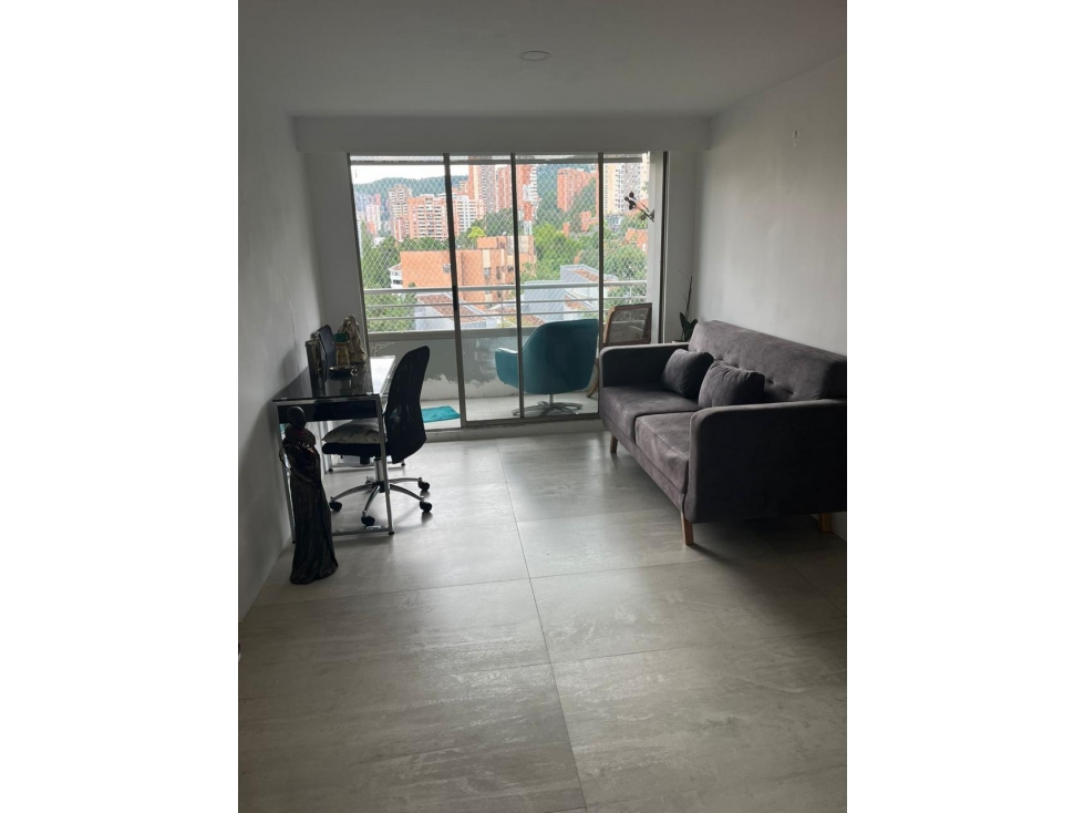 APARTAMENTO EN VENTA CERCA A LA INFERIOR POBLADO RH