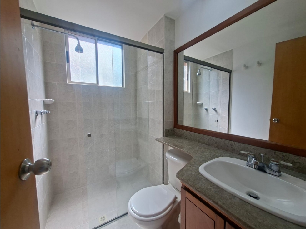APARTAMENTO EN ARRIENDO CERCA A PROVENZA VG — foto 5