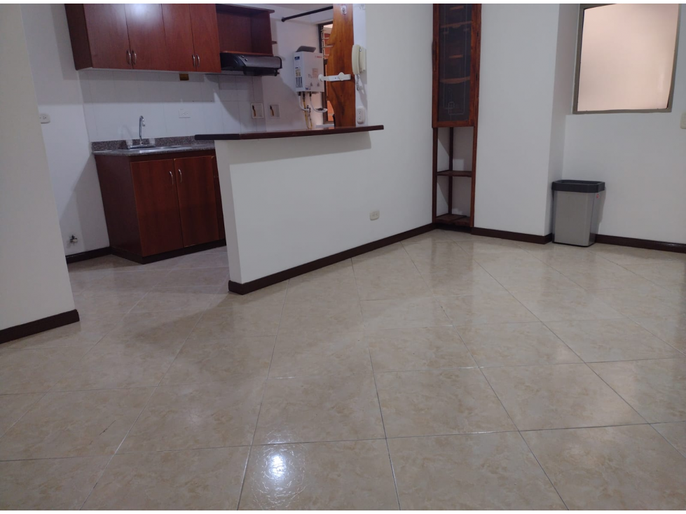 VENTA DE APARTAMENTO EN LOMA DE LOS BERNAL