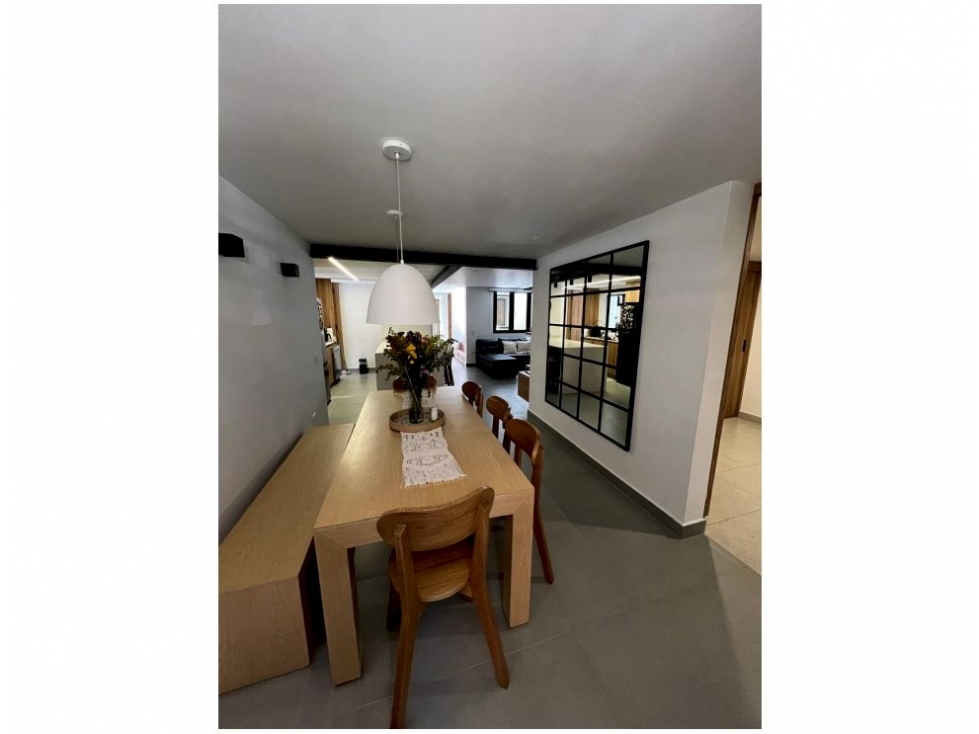EXCELENTE CASA PRIMER PISO EN VENTA LAURELES NOGAL — foto 3