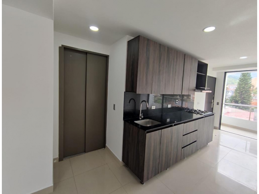 Edificio de Apartamentos en Venta Almeria Medellin