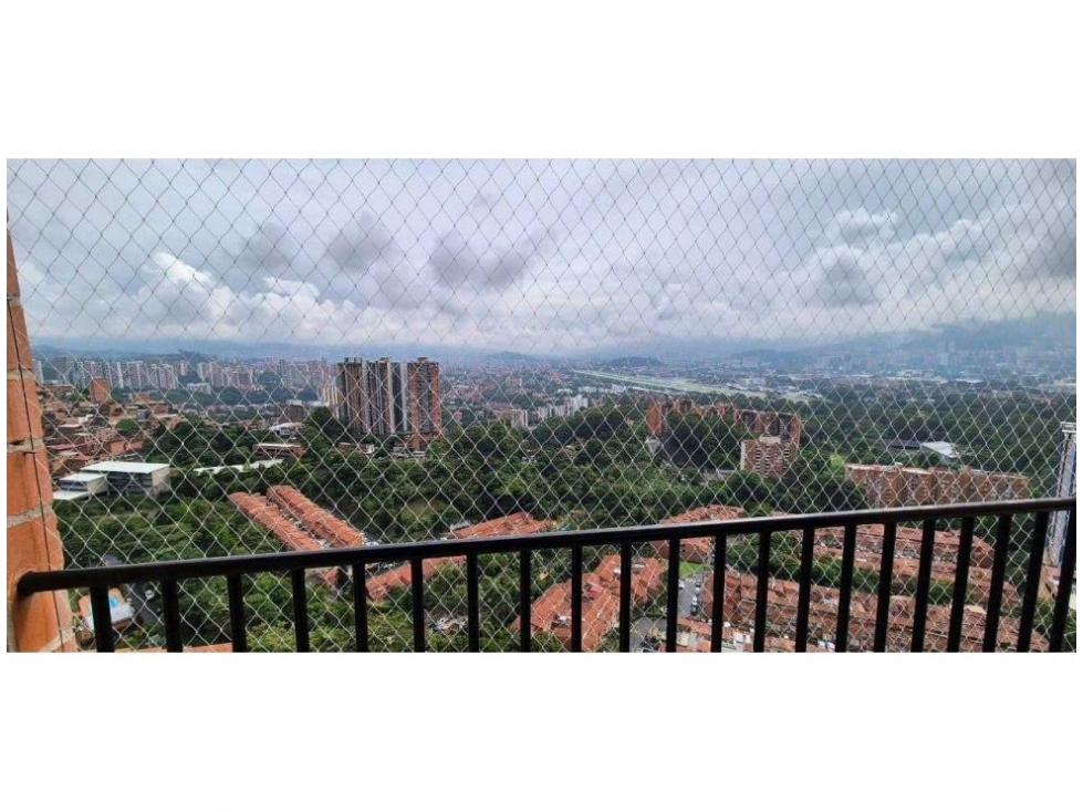 Apartamento en Venta Rodeo Alto Medellin