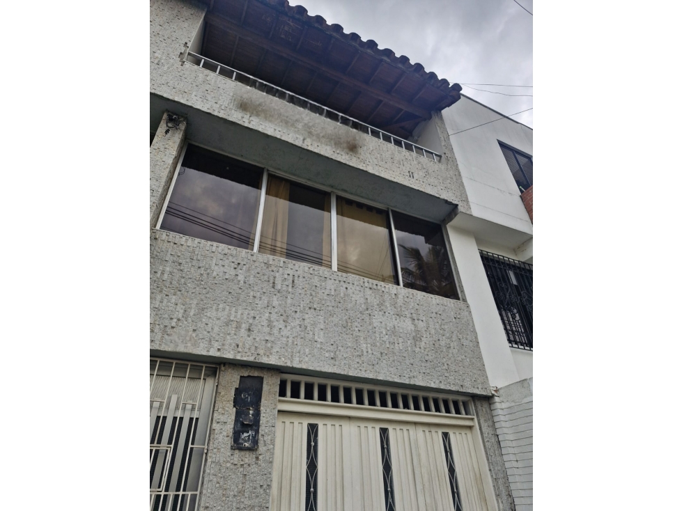 EDIFICIO EN VENTA ROSALES MEDELLIN