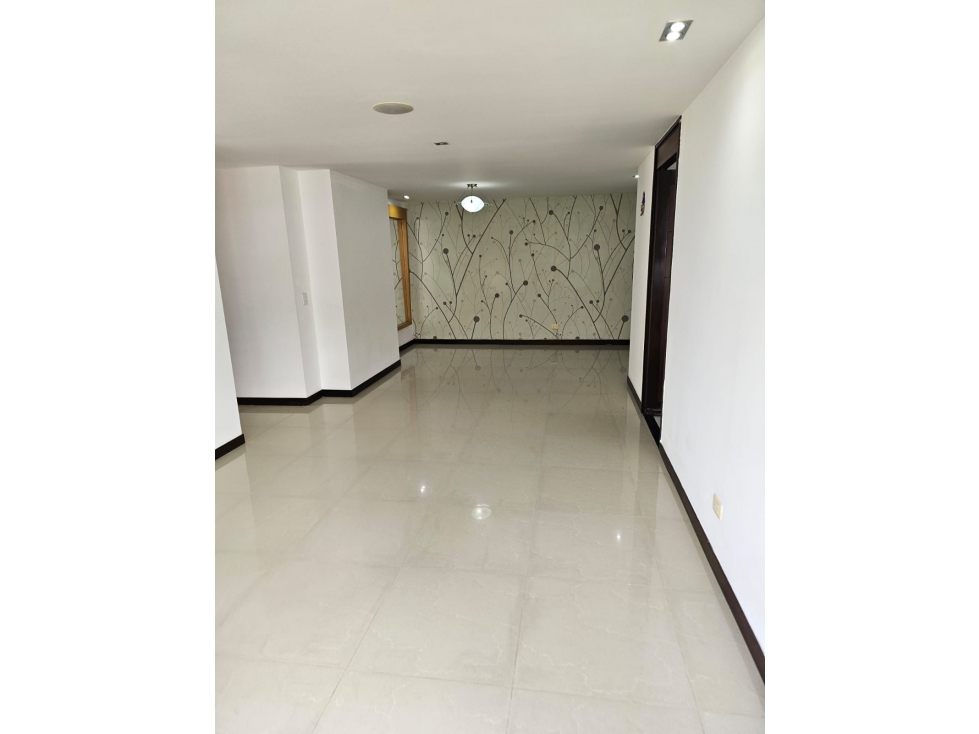 VENDO APARTAMENTO POBLADO SANTA MARIA DE LOS ANGELES — foto 2
