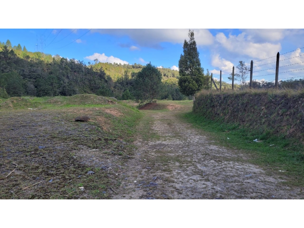 LOTE ALTO DEL ESCOBERO, USO MIXTO