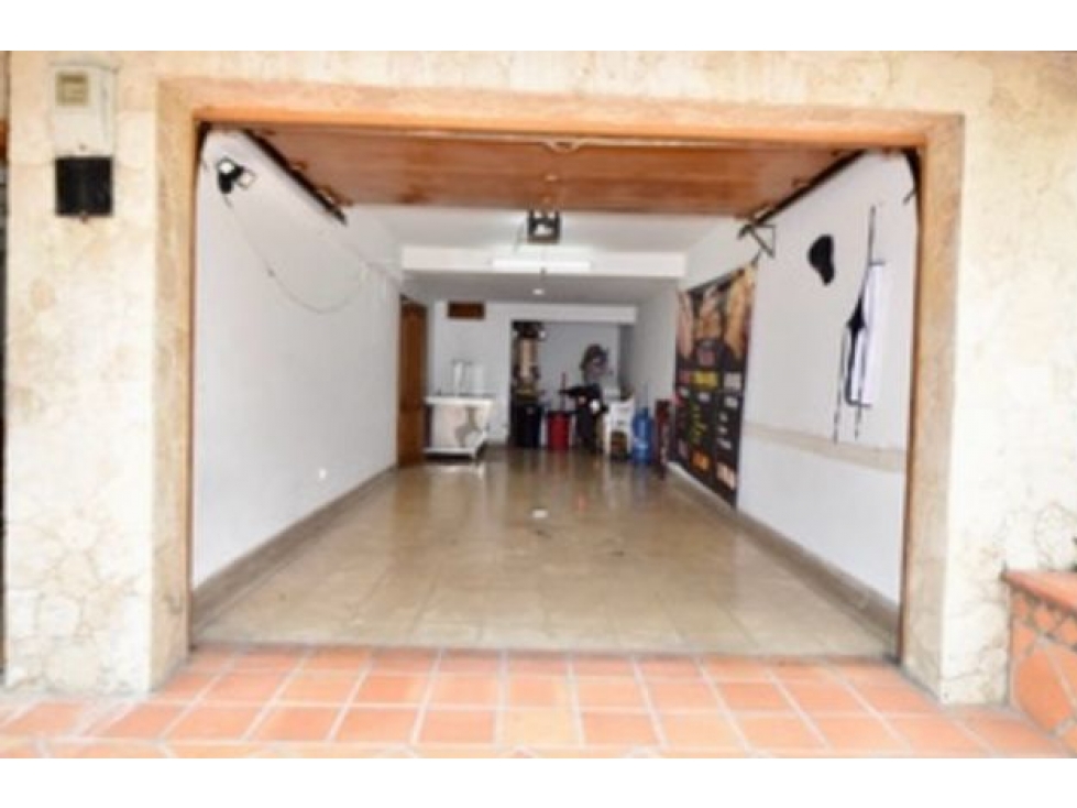 Vendo espectacular casa unifamiliar en Medellín Laureles! — foto 2