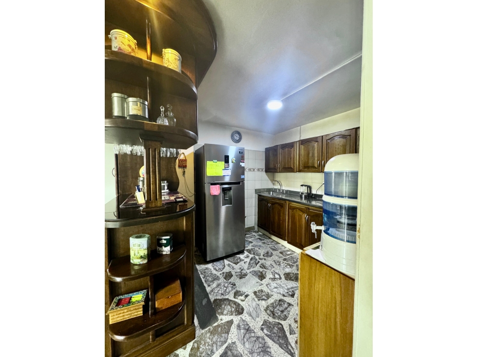 Apartamento en Calasanz bajo a la venta (A)