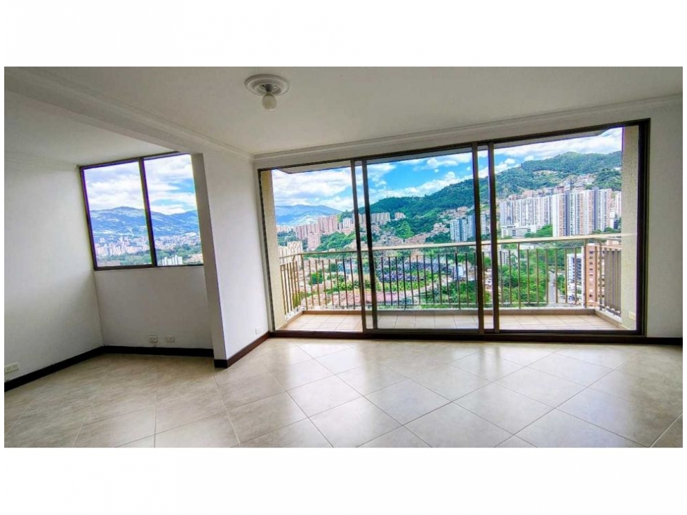 Apartamento en Venta Loma de Los Bernal Medellin
