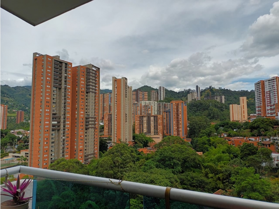 VENDO APARTAMENTO SABANETA SECTOR CAÑAVERALEJO
