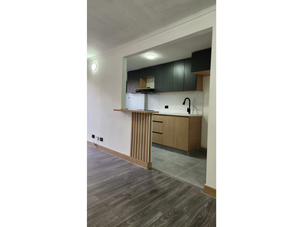 Venta de Apartamento Remodelado para estrenar en Belén Rincón — foto 2