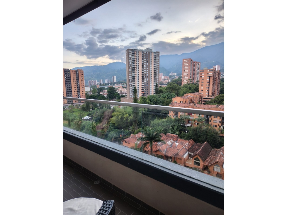 VENDO APARTAMENTO EN SURAMERICA