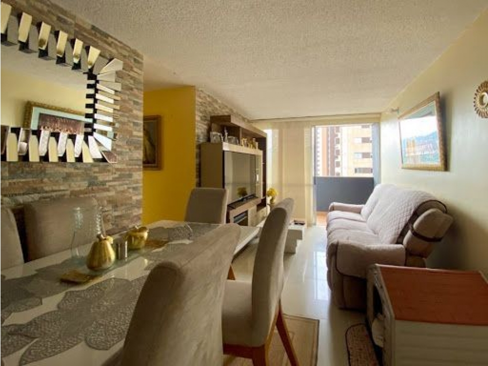 VENDO APARTAMENTO SABANETA SECTOR PLANO