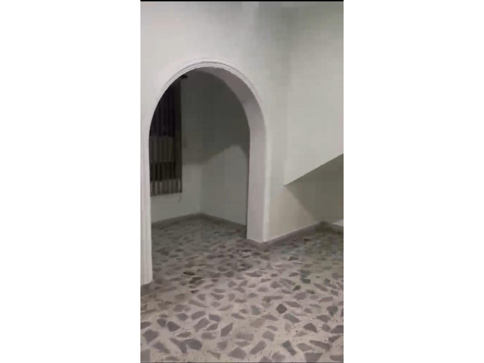 VENDO CASA LOTE O EDIFICIO EN ITAGUI LAS MERCEDES