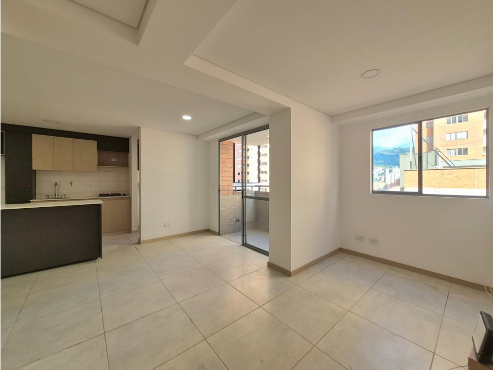 Venta apartamento 56,65m2 con parqueadero y cuarto útil, Itagüí — foto 2