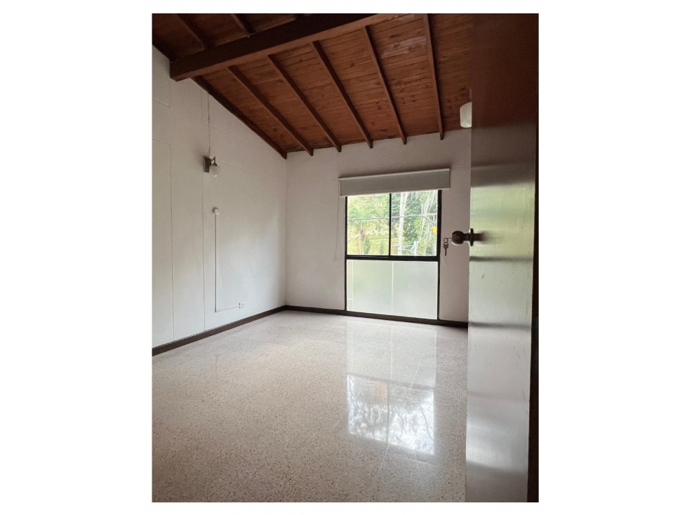 VENDO APARTAMENTO ENVIGADO ESCOBERO — foto 2