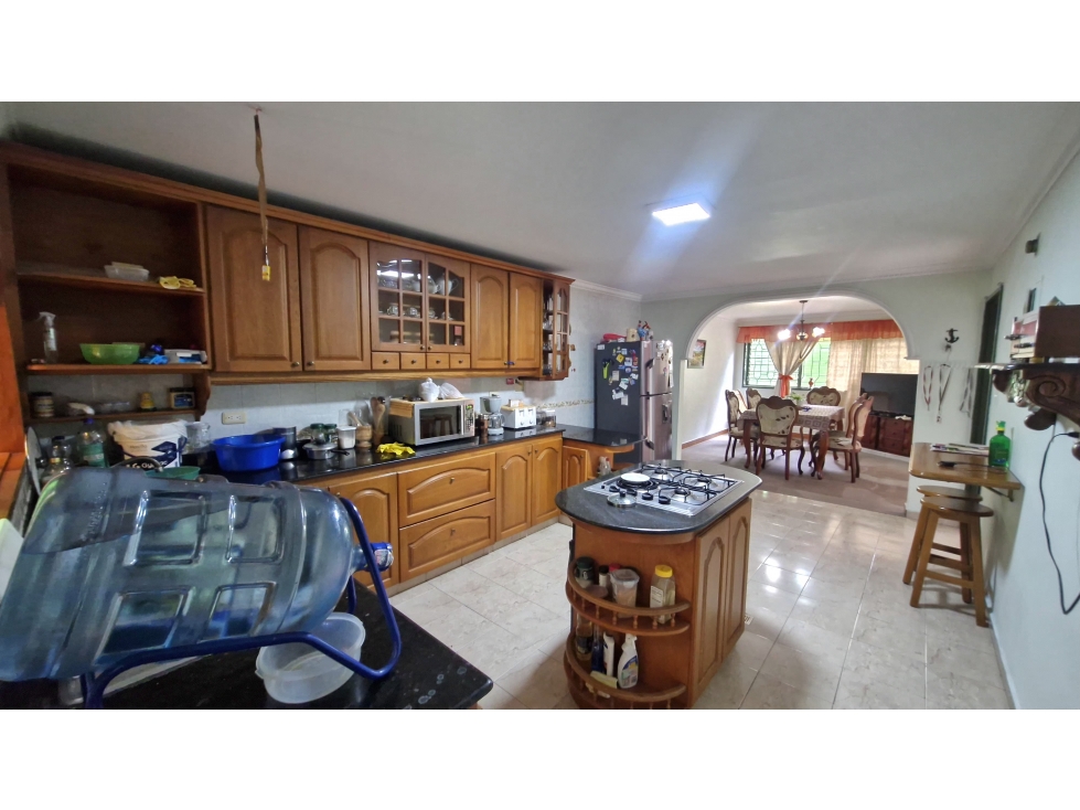 casa en venta Laureles Nogal — foto 2